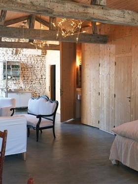 Location loft de charme Hotel *** Le Sénéchal