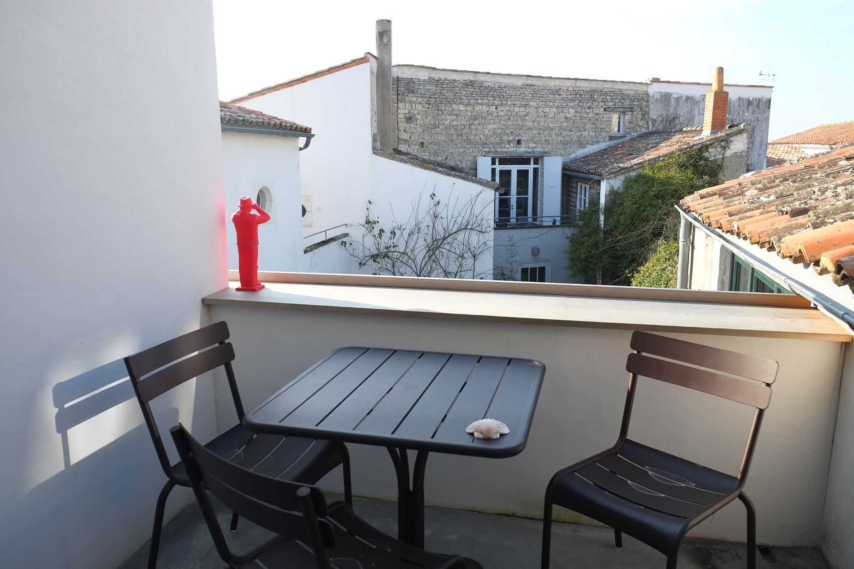 Terrasse avec vue sur Ars en Ré - Hotel Le Senechal