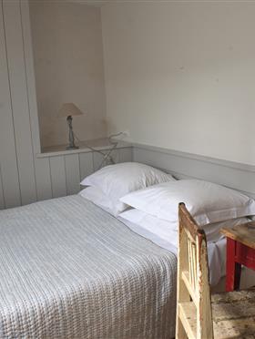 Hotel Ile de ré avec petite chambre avec lit double